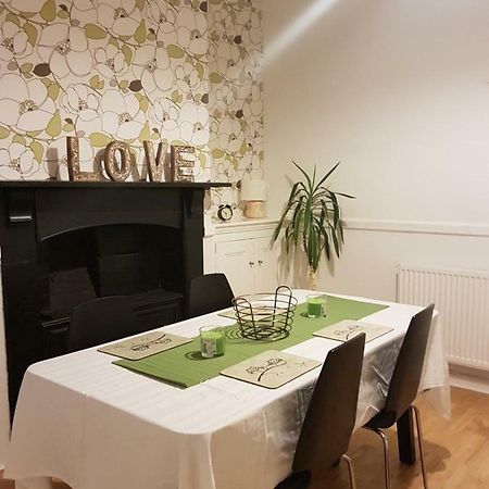 קארדיף Tynant House- Modern 3 Bed House- City Centre And Free Parking מראה חיצוני תמונה