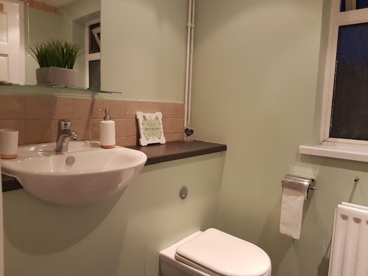 קארדיף Tynant House- Modern 3 Bed House- City Centre And Free Parking מראה חיצוני תמונה