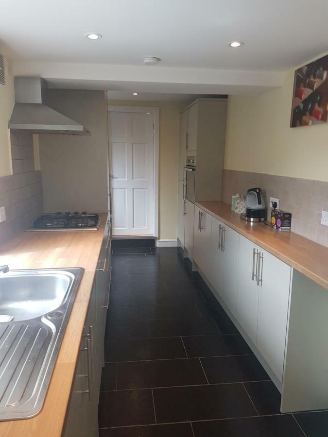 קארדיף Tynant House- Modern 3 Bed House- City Centre And Free Parking מראה חיצוני תמונה